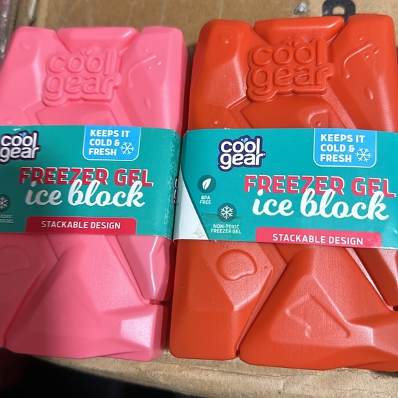 Cool gear ice block freezers - Picture 2 of 2